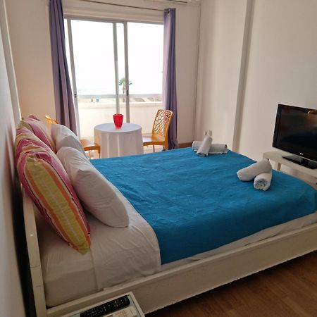 Kolonaki Seaview Apartments Larnaca Pokój zdjęcie